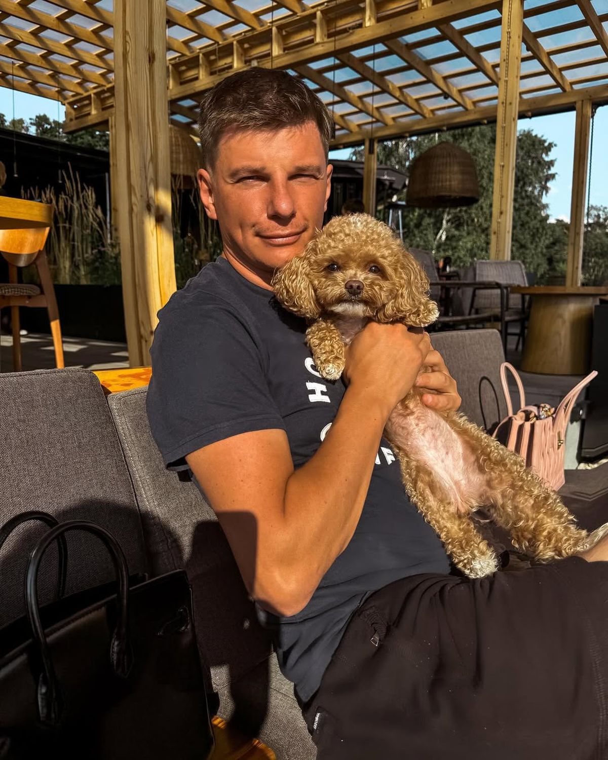 Nimeni nu-l mai recunoaște pe Andrey Arshavin