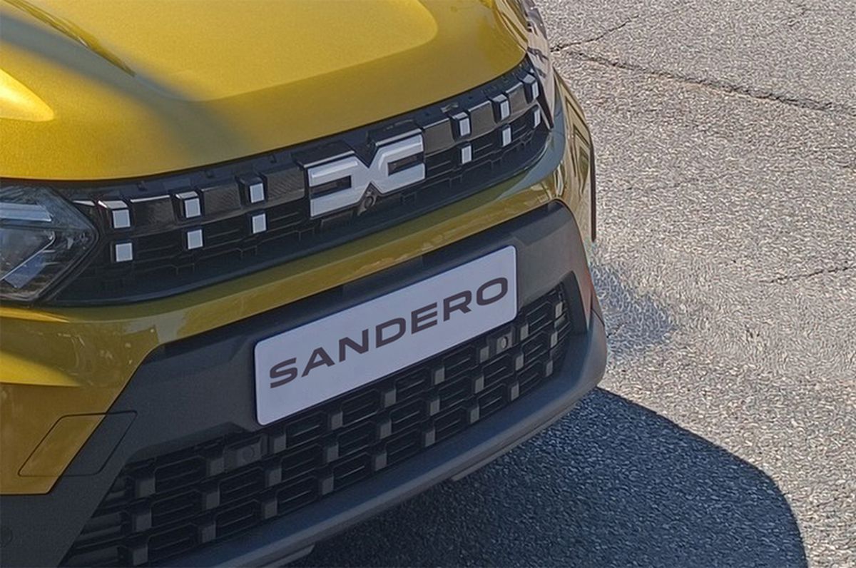 Primele imagini cu Dacia Sandero Stepway