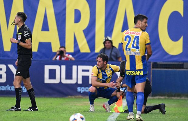 Moment-șoc în Superliga: tușierul a suferit o accidentare-horror și a fost transportat cu ambulanța la spital