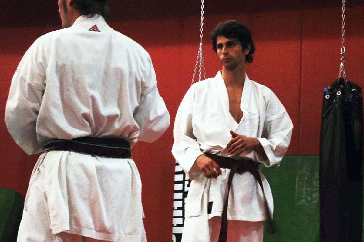 INSTASPORT // FOTO Diego Fabbrini, noua achiziție a lui Dinamo, e „Bruce Lee” în alb-roșu