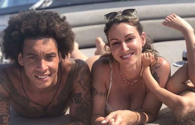 FOTO Adevăratul motiv pentru care Axel Witsel a renunțat la salariul de 18 milioane de euro din China » I-a spus soției, românca Rafaella, că se întorc imediat în Europa!