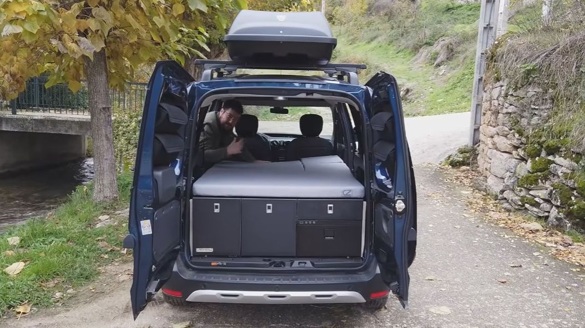 GALERIE FOTO Surpriza verii: un nou tip de Dacia Dokker! Preț excelent și o specificație în premieră