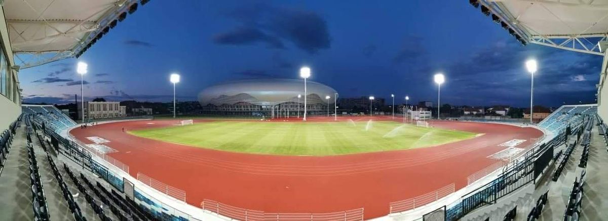 VIDEO & FOTO Încă un stadion modern inaugurat la Craiova: e unic în România