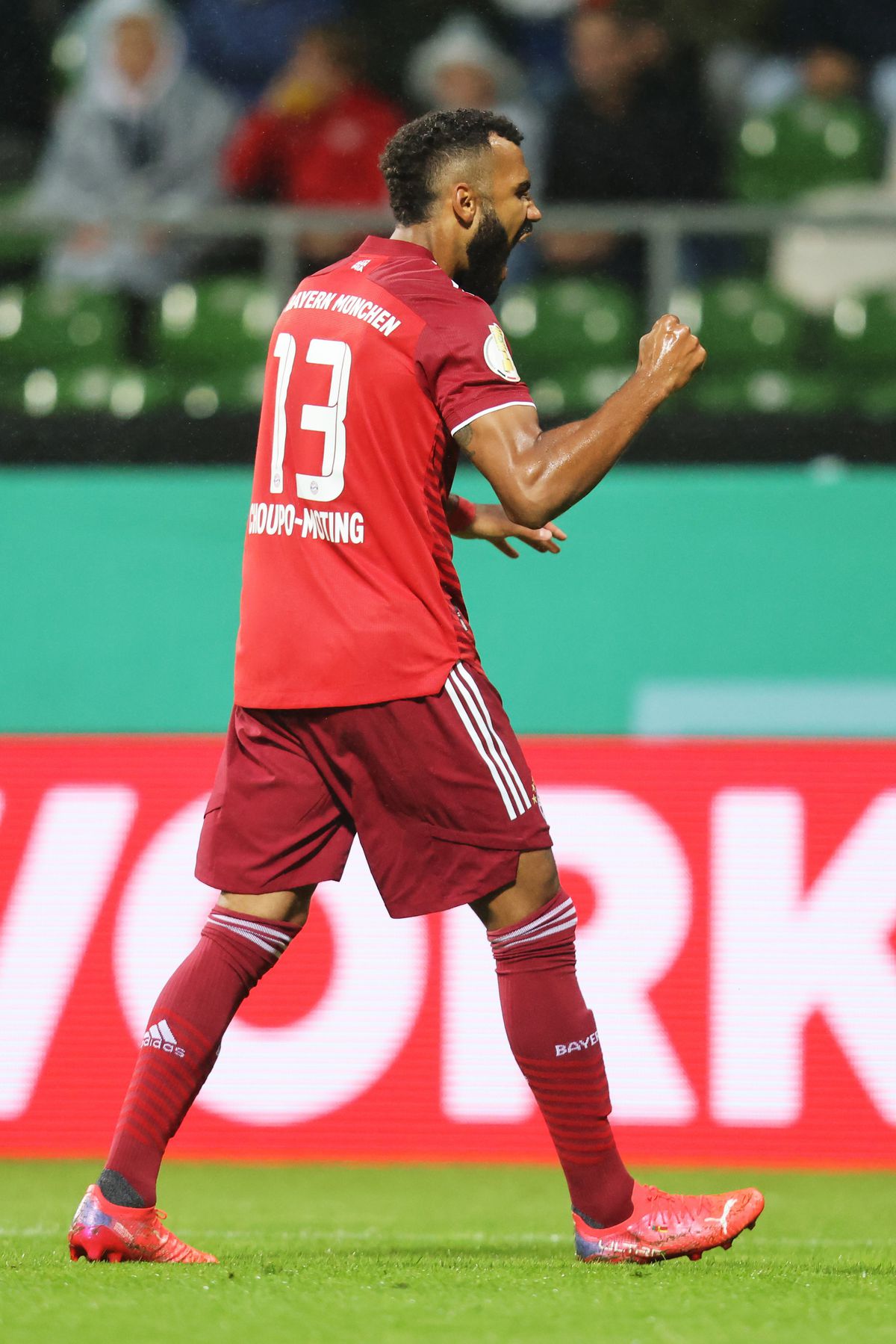 Bayern a spulberat-o pe Bremer în primul tur din Cupa Germaniei, 12-0