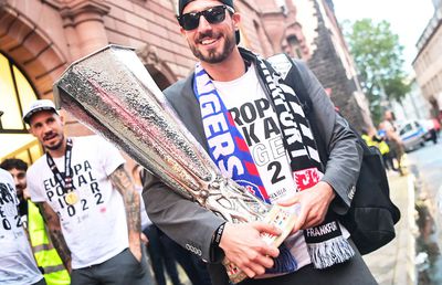 Câștigătorul Europa League a refuzat-o public pe Manchester United: „Am ofertă scrisă”