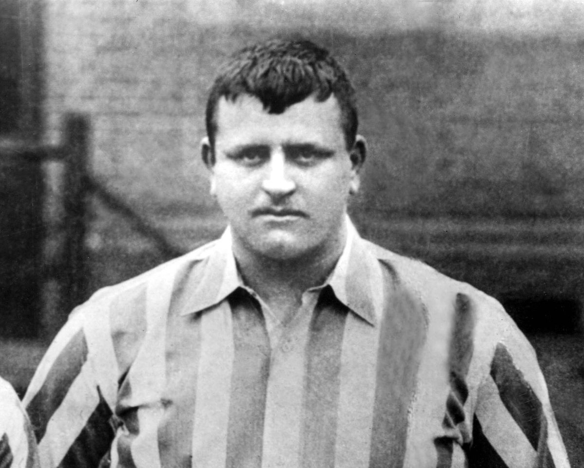 Povestea lui William Foulke, cel mai corpolent portar din istoria naționalei Angliei » Cum a făcut-o pe Sheffield United o echipă invincibilă