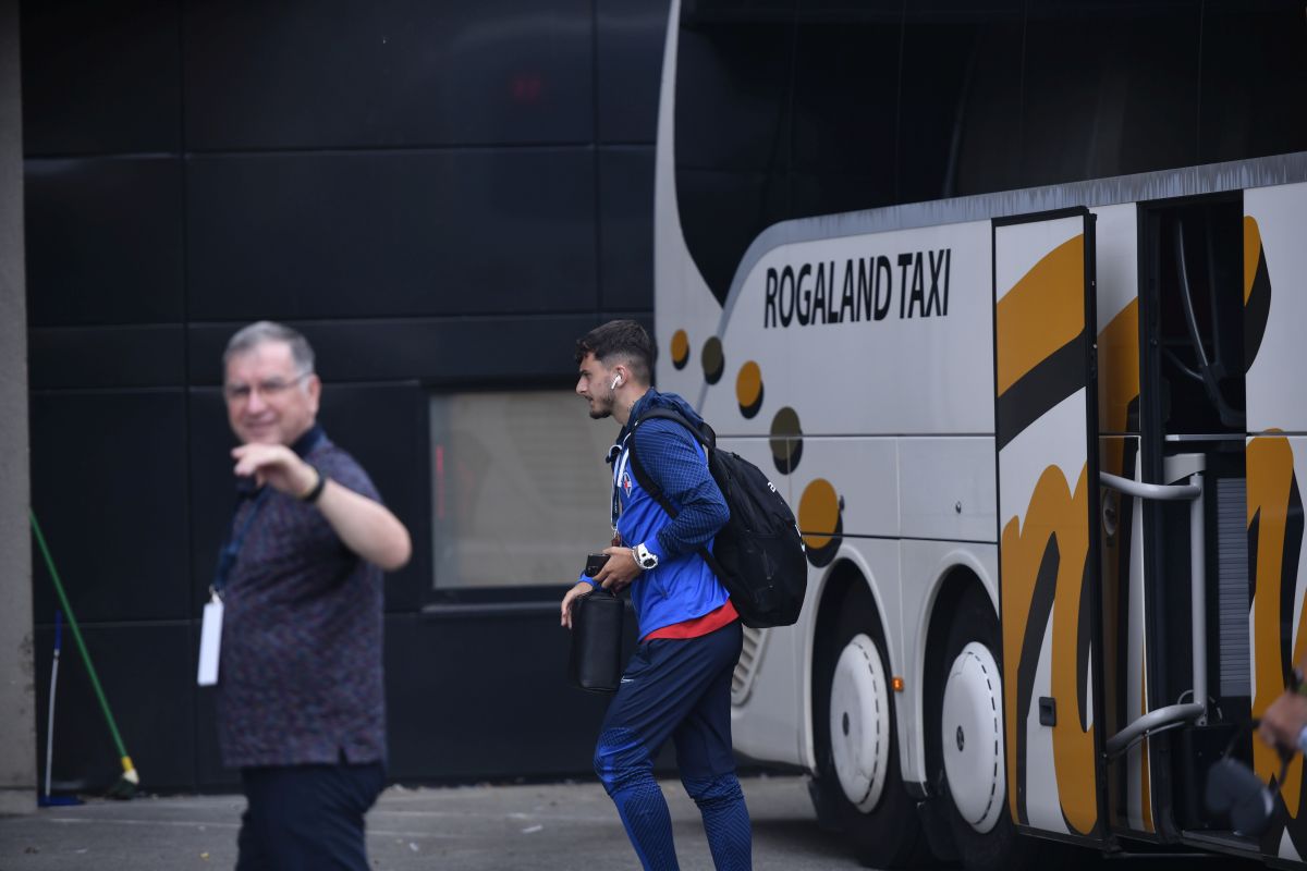 FOTO Viking - FCSB, sosire roș-albaștri la stadion și atmosferă