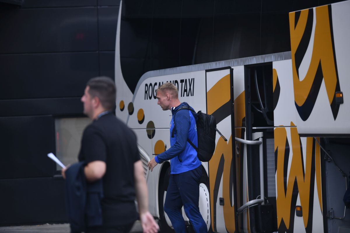 FOTO Viking - FCSB, sosire roș-albaștri la stadion și atmosferă