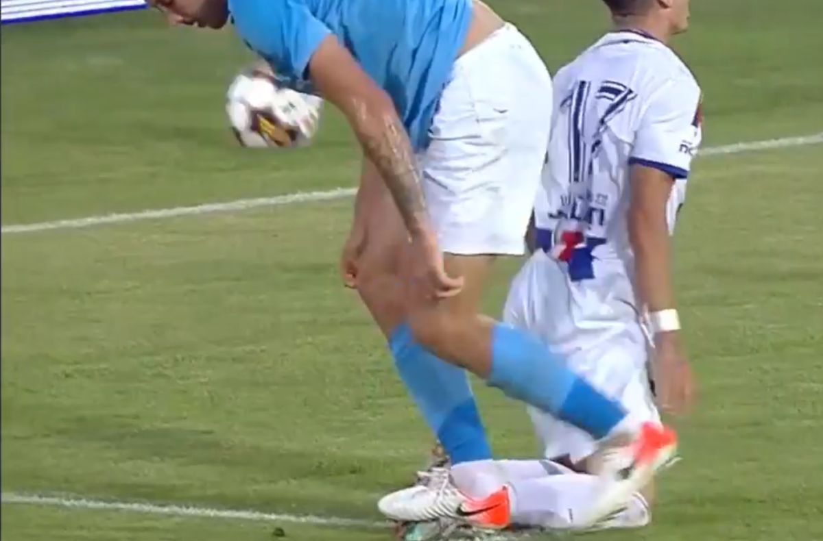 Cristian Paz, iertat de „roșu” în Oțelul - Voluntari / FOTO: Capturi TV @Digi Sport 1