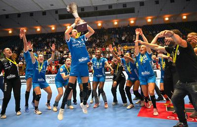 Cine pune mâna pe Supercupă? Patru formații se luptă pentru trofeu