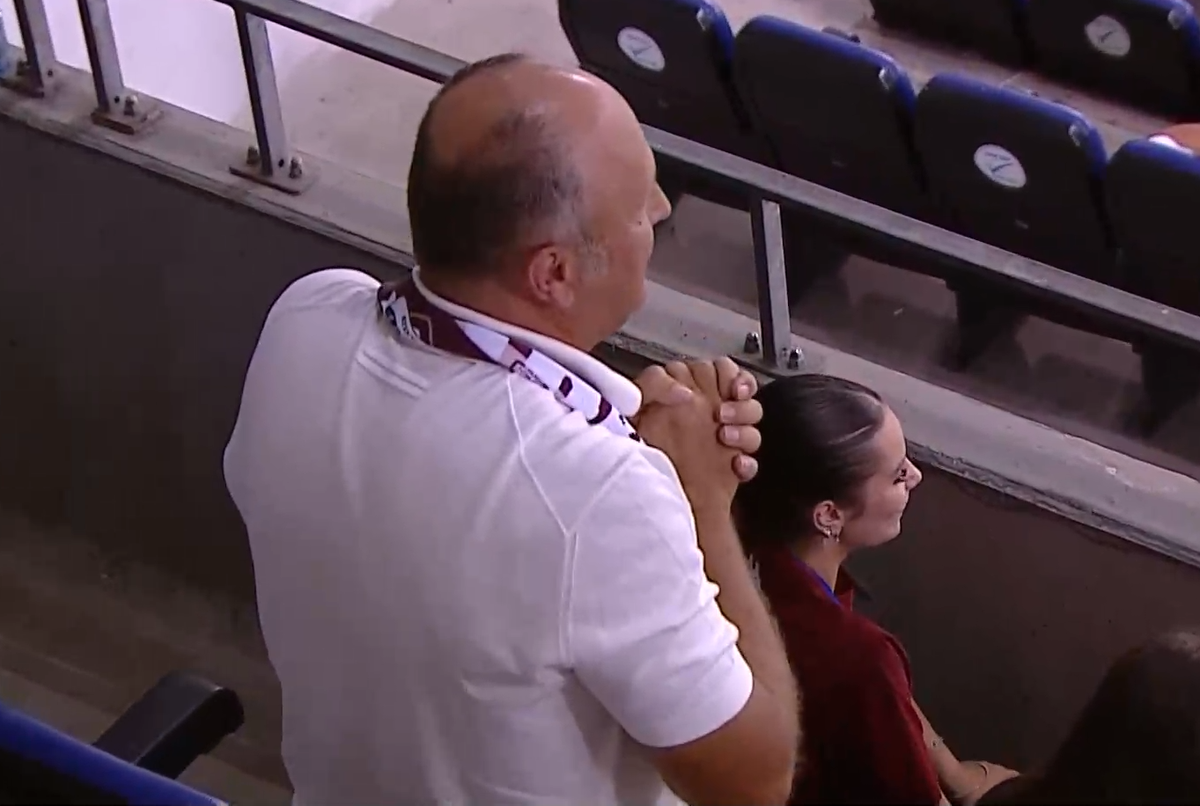 Adrian Mititelu și-a anunțat retragerea de la FCU Craiova: „Gata, nu mă mai vedeți!” » Cine preia clubul + primele mutări