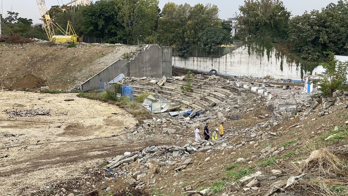 Stadion Farul Constanța - 25 august