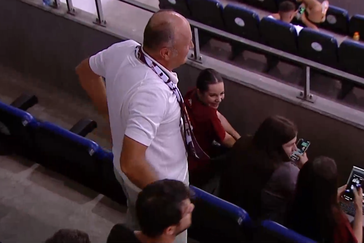 Furtună în Bănie » Rapid o învinge pe FCU Craiova, după un meci cu OPT GOLURI! Clasamentul ACUM