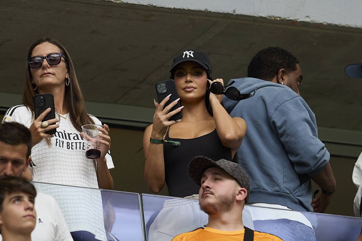 Kim Kardashian a mers acasă la fotbalistul lui Real Madrid, înaintea meciului cu Valladolid » Cei doi s-au fotografiat împreună