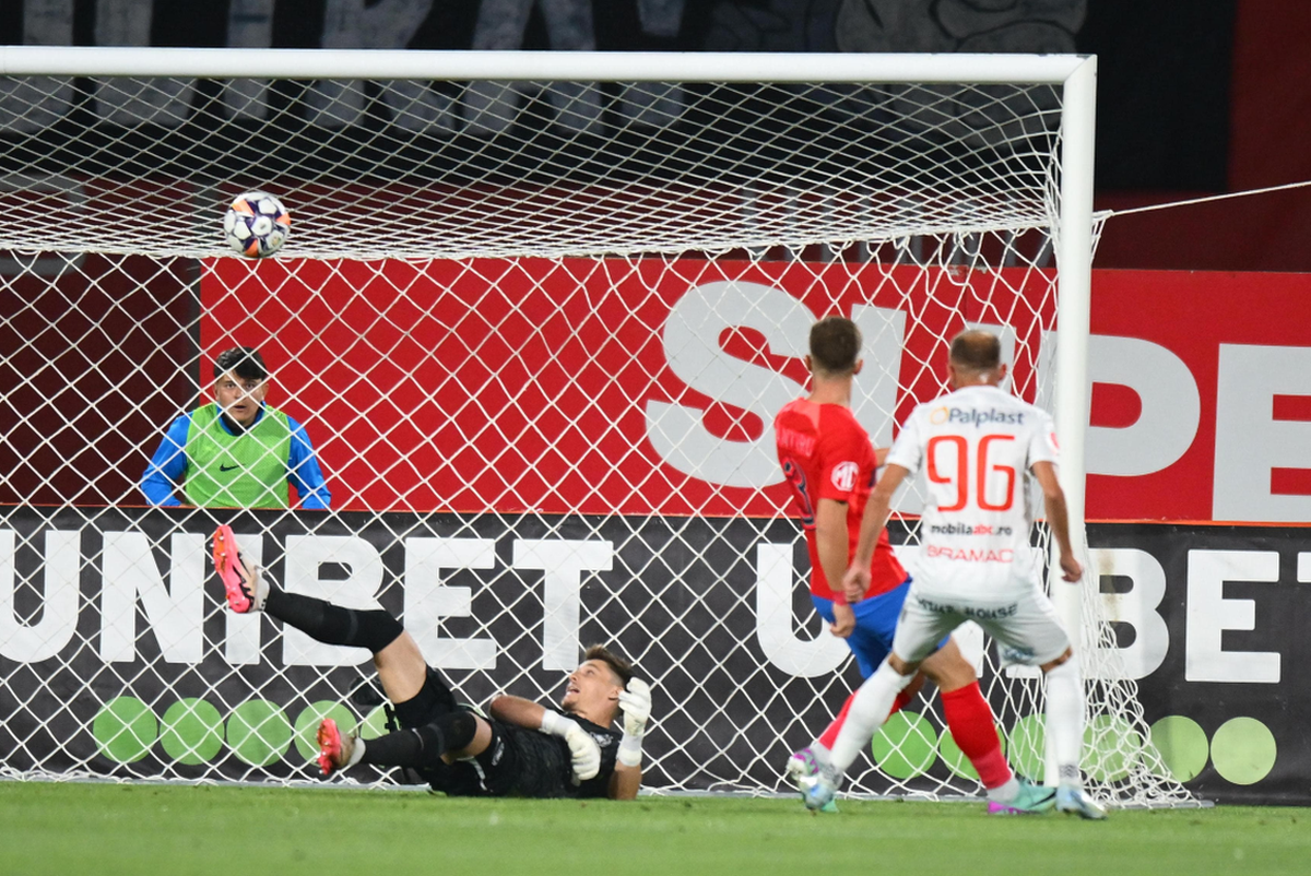 Măldărășanu dezvăluie ce le-a spus jucătorilor înaintea meciului: „Jucați fără stres, că eu plec!”