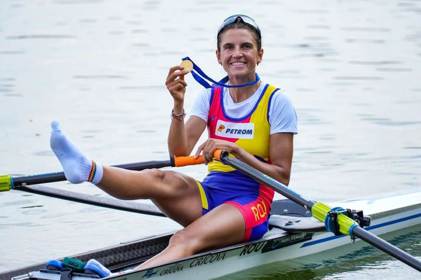 Ionela Cozmiuc, aur la schif simplu cat. ușoară la Campionatele Mondiale 2024 Foto: FR Canotaj / Balint Czucz