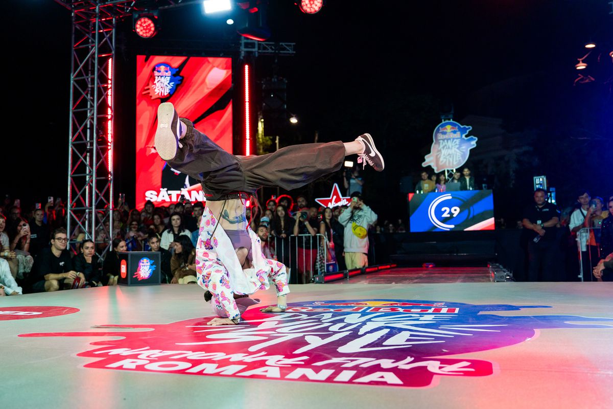 Mambo este câștigătorul celei de-a cincea ediții Red Bull Dance Your Style