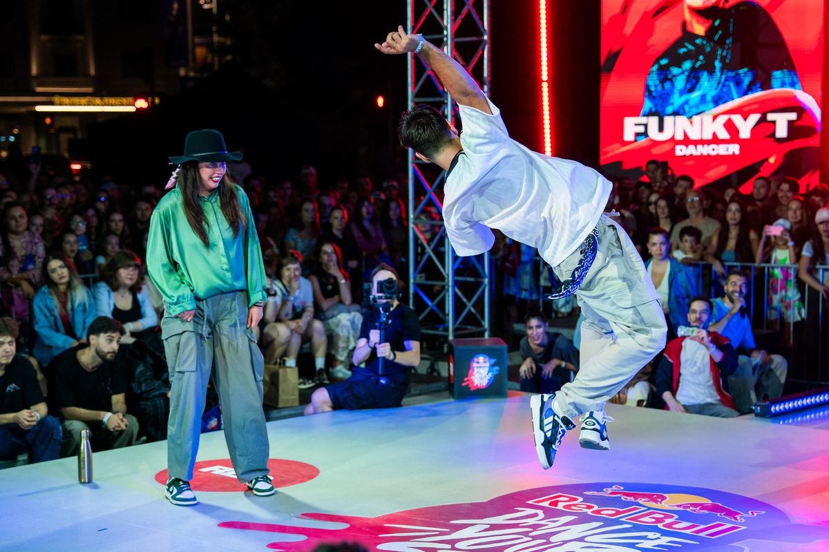 Mambo este câștigătorul celei de-a cincea ediții Red Bull Dance Your Style