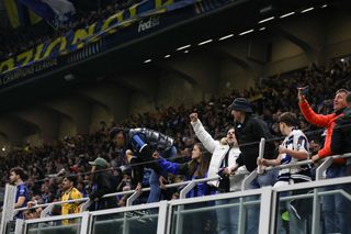 Primire ostilă la debutul lui Cristi Chivu! » Ultrașii lui Inter declară război: „Dacă vreți teatru, vă dăm noi...”