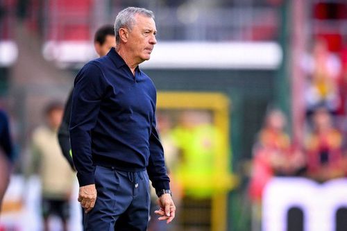 Mircea Rednic poate fi demis după doar 5 meciuri la Standard Liege / Foto: Imago Images