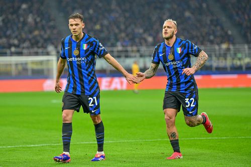 Kristijan Asllani (stânga) și Federico Dimarco (dreapta) / Foto: Imago Images