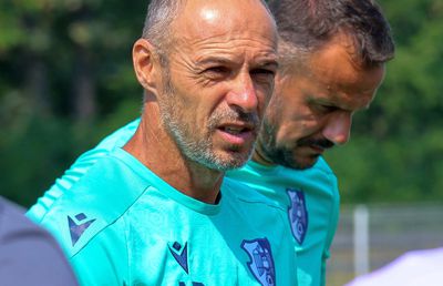 FC Argeș e pe 2 în Superliga, dar Bogdan Andone este nemulțumit: „Cine nu rămâne pe această linie se autoexclude”