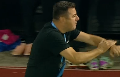 Faza controversată în Hermannstadt - Farul: penalty refuzat în minutul 90 » Ianis Zicu s-a umplut de nervi