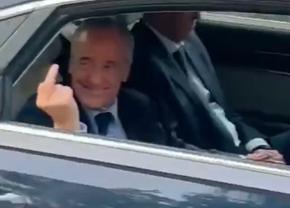 Florentino Perez, filmat în timp ce face gesturi obscene