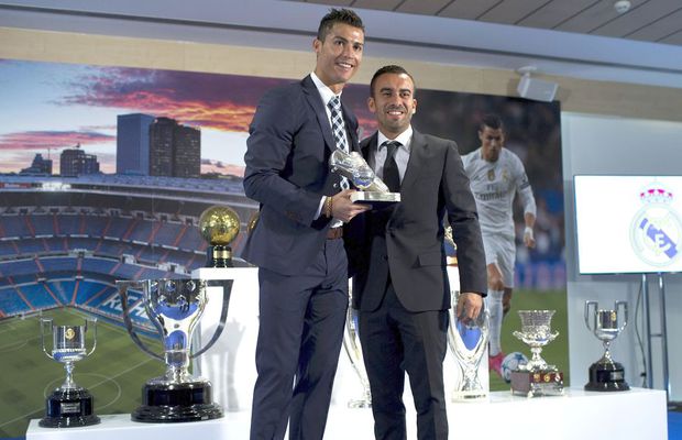 FIFA reformează transferurile! Reguli noi pentru a proteja jucătorii de impresari și cluburi