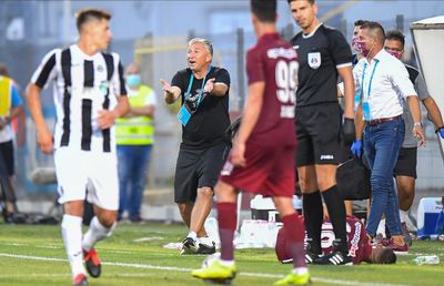 DJURGARDEN - CFR CLUJ 0-1. Dan Petrescu, nervos după victoria din Europa League: „Schimb toată echipa! Altfel nu am cum”