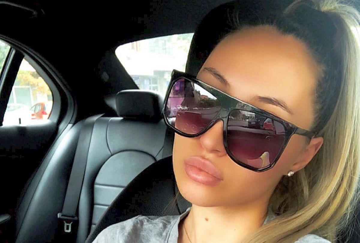 FOTO Noua vedetă de la FCSB are o soră care îşi incită fanii de pe reţelele sociale cu pozele ei