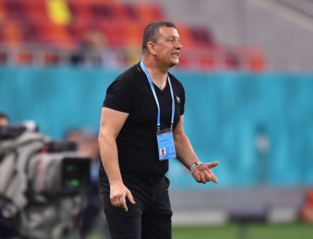 Florin Călinescu, recital la microfon în FCSB - Clinceni: „E vecin cu mine, o aud pe nevastă-sa” + „Îți dau o mașină de spălat folosită puțin”