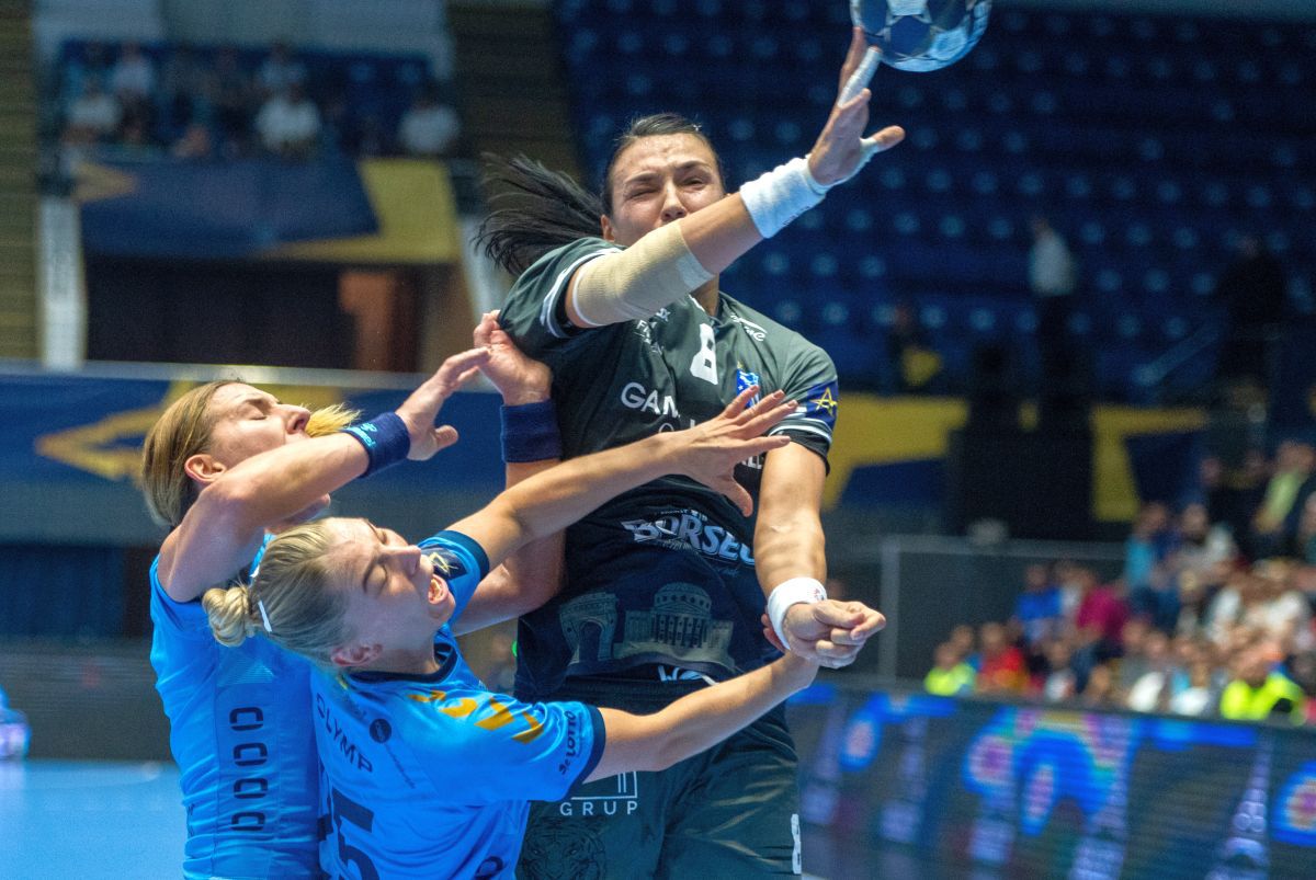 Concluziile lui Adi Vasile, după CSM București - Bietigheim: „Un meci de handbal adevărat!”