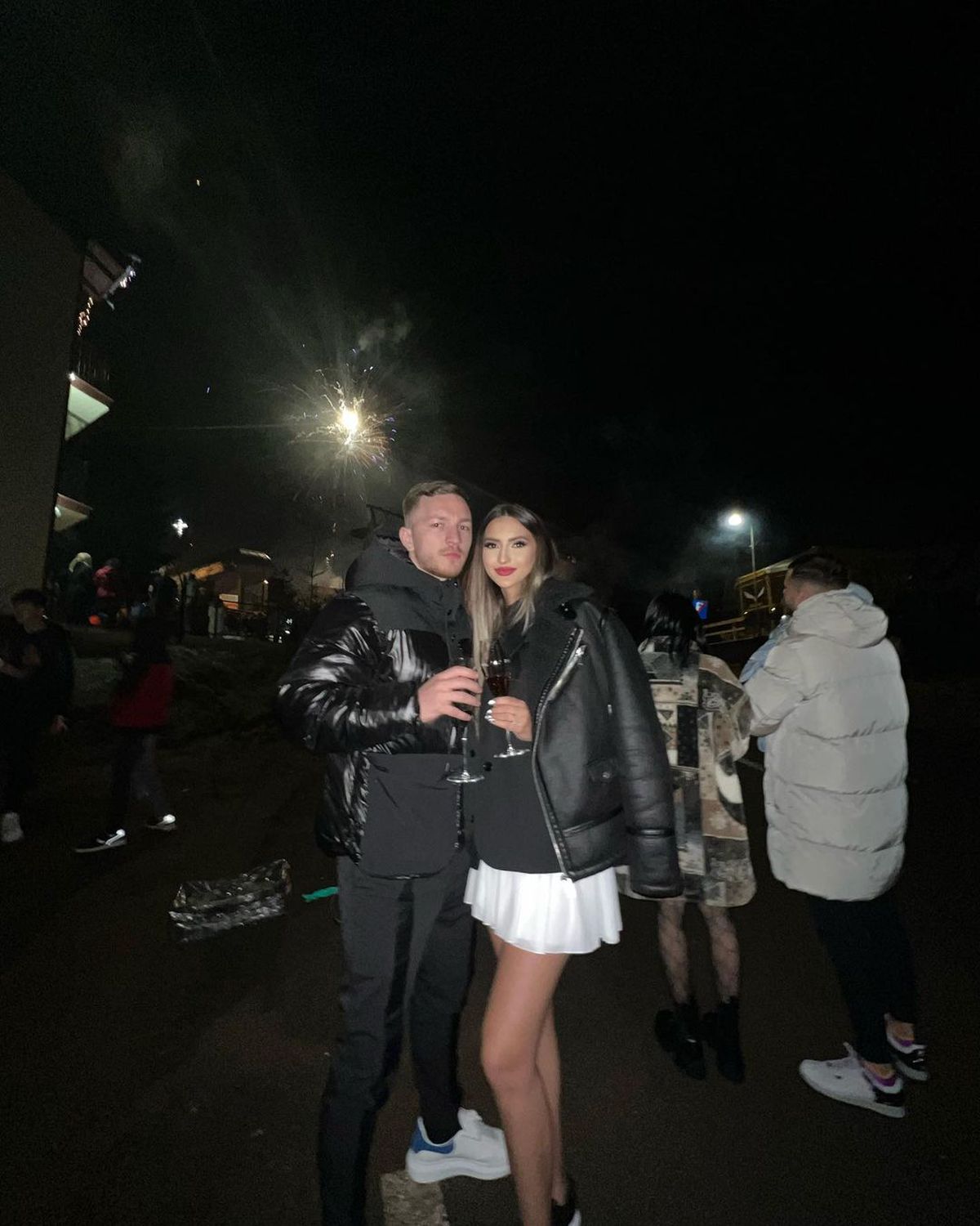 Partenera hot a fotbalistului de la FCSB: „Te iubesc, little warrior”