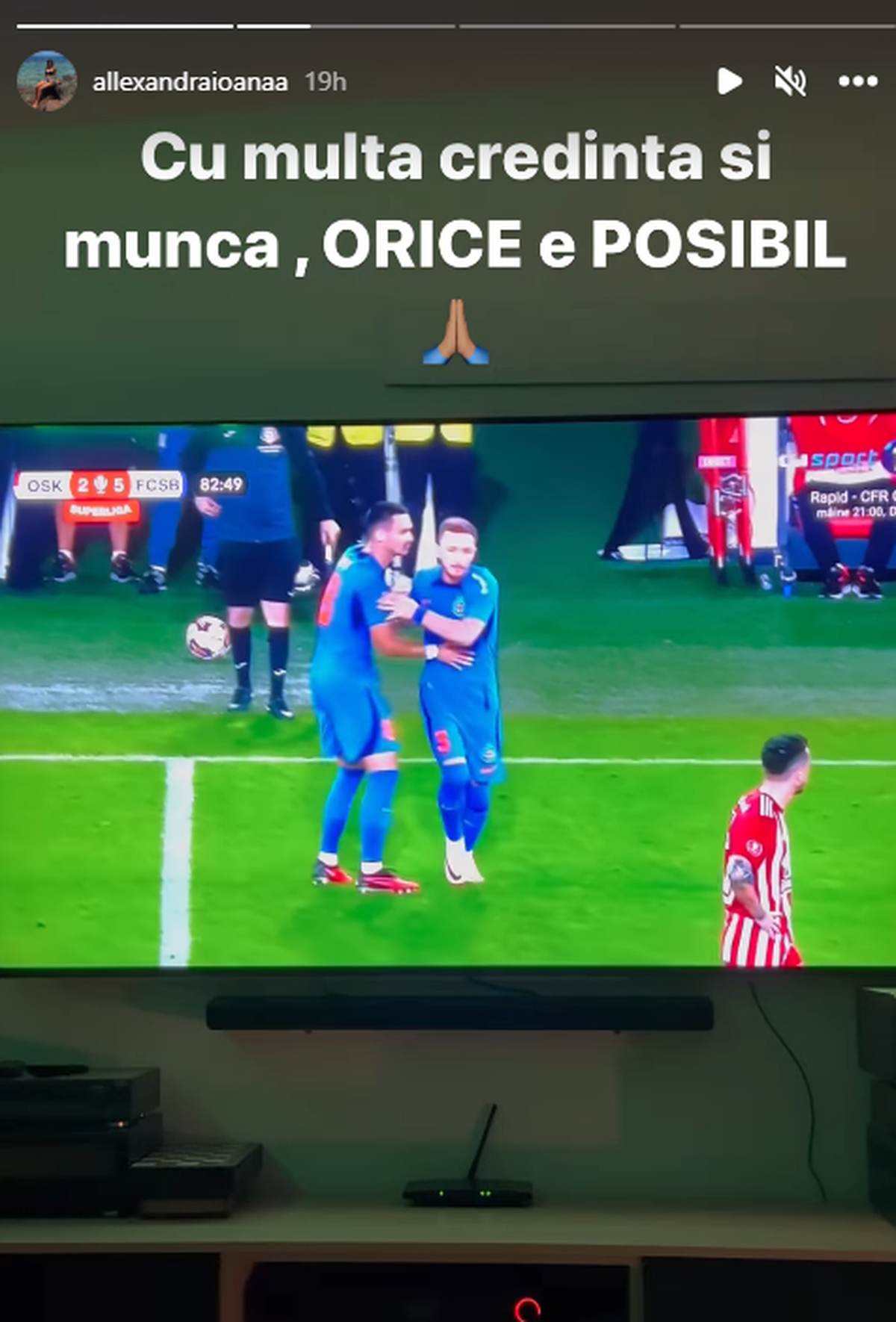 Partenera hot a fotbalistului de la FCSB: „Te iubesc, little warrior”