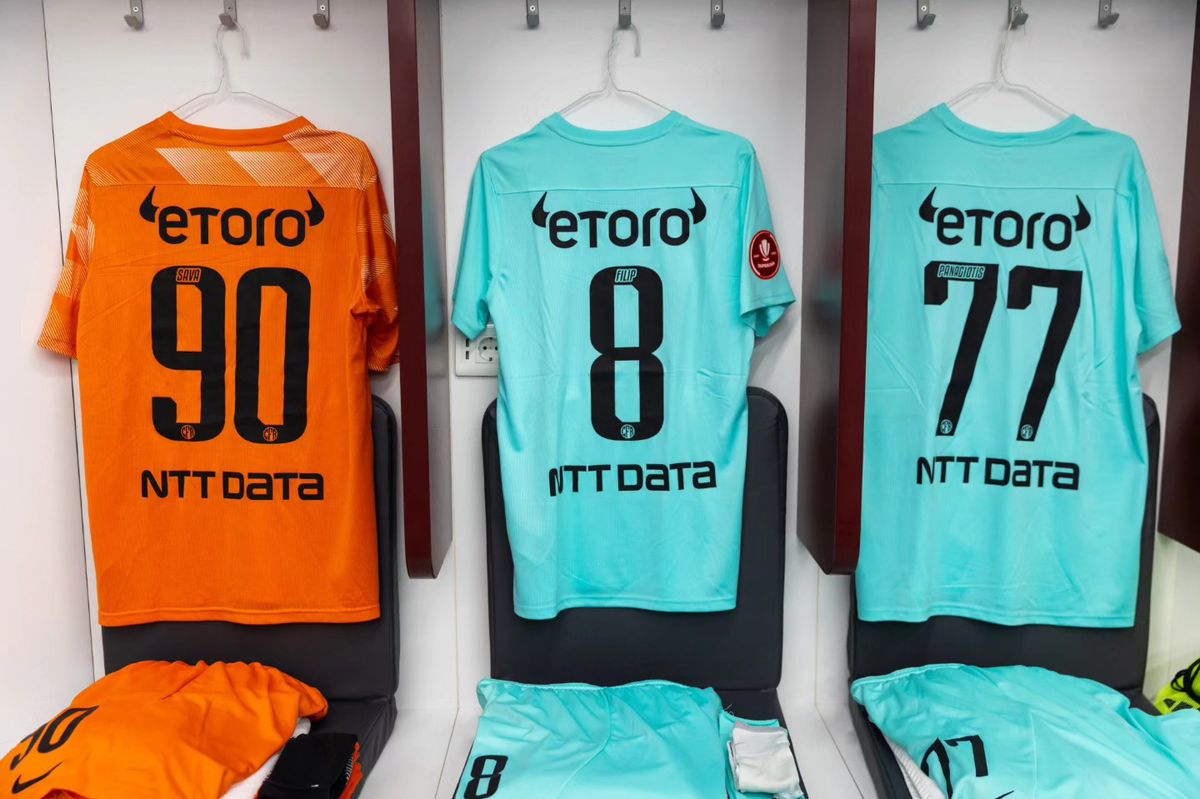 Imagini din vestiarul CFR-ului înaintea meciului cu Rapid