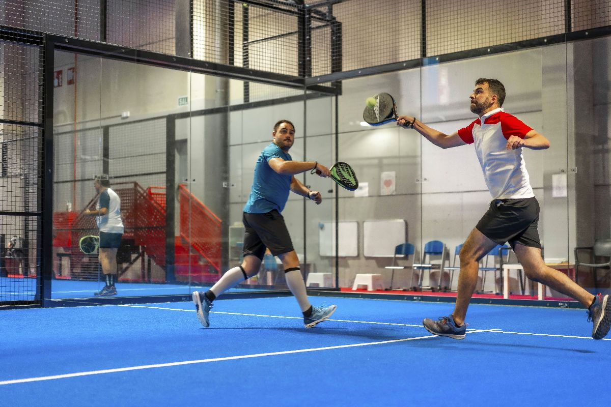 Totul despre padel: imagini din sportul în plină ascensiune