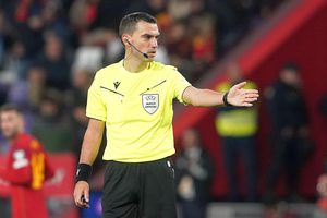 Ovidiu Hațegan va fi scos de pe lista FIFA! Szabolcs Kovacs și Rareș Vidican fac pasul cel mare