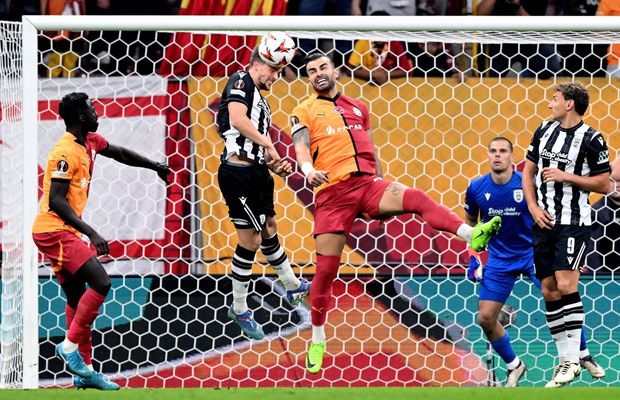 Galata, nemiloasă cu Răzvan: PAOK s-a prăbușit sub asediul turcilor, după ce în prima repriză a ratat exasperant