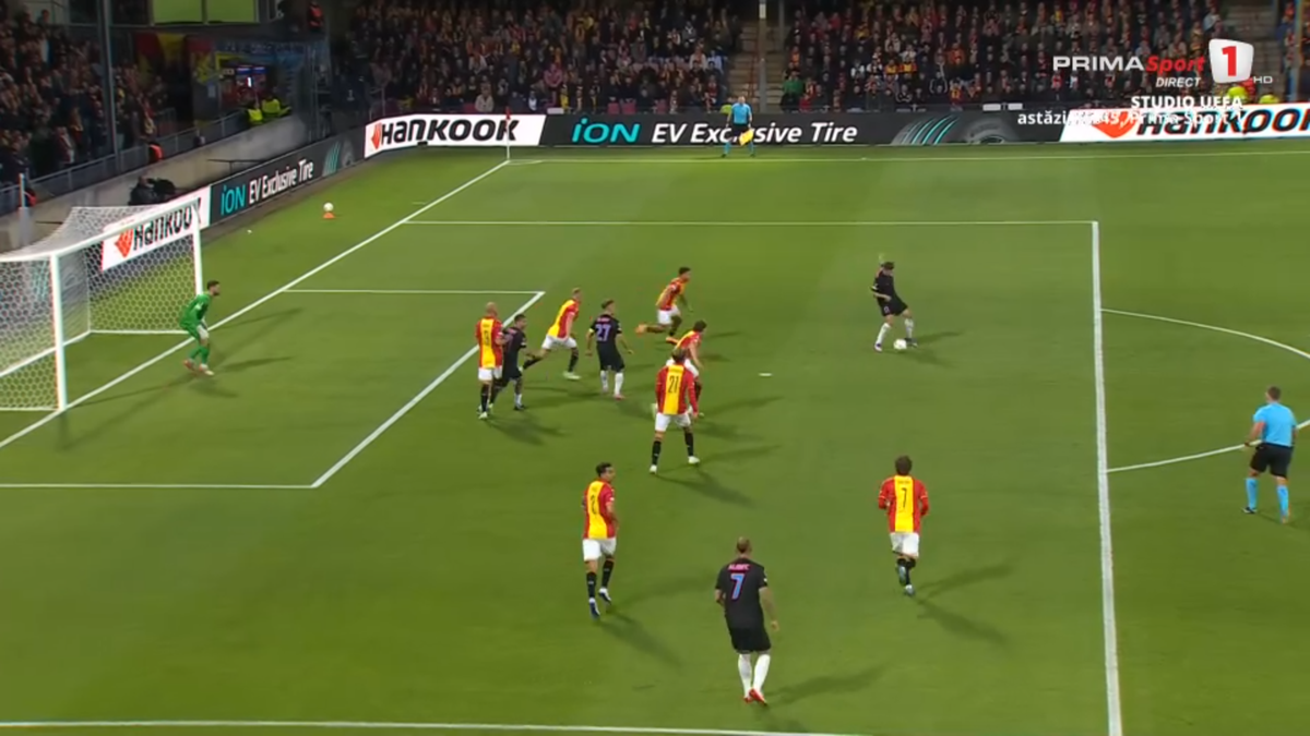 Golul marcat de David Miculescu în Go Ahead Eagles - FCSB