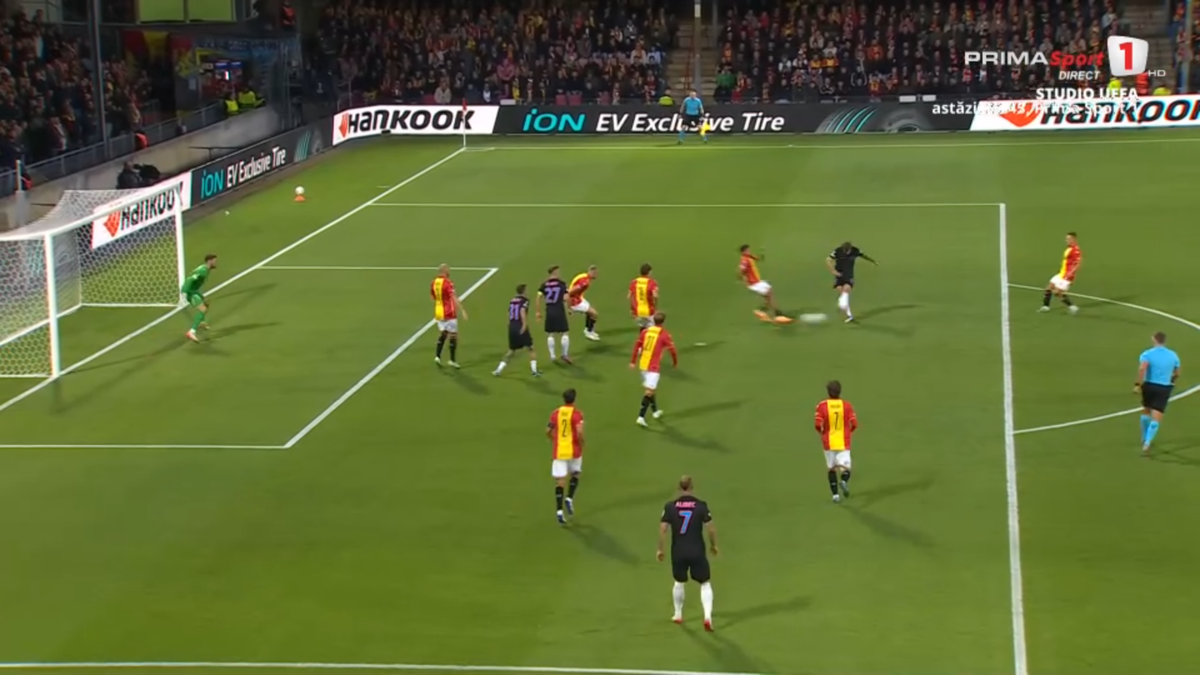 Golul marcat de David Miculescu în Go Ahead Eagles - FCSB