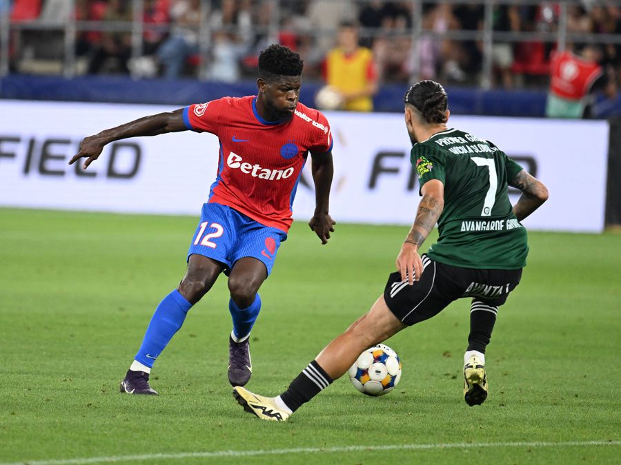 David Kiki, jucând pentru FCSB // foto: Imago Images Detaliul care îl poate face pe Gigi Becali să-și anuleze ultima decizie importantă: „Va încasa aproape un milion de euro!”