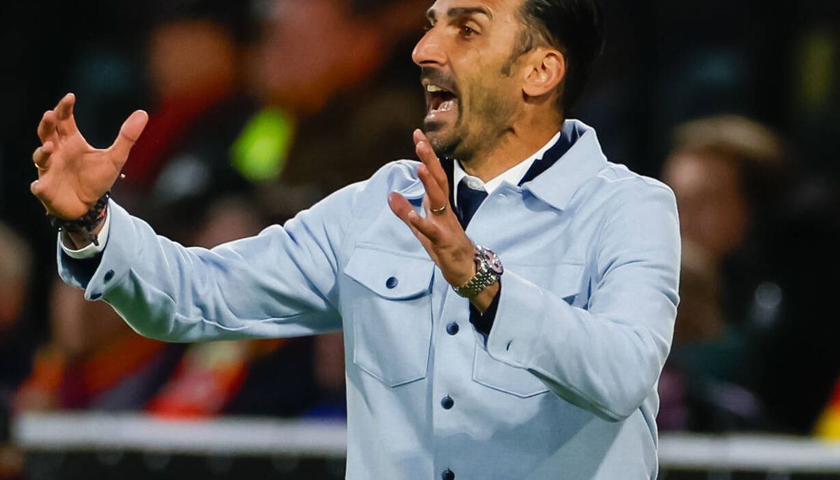 Elias Charalambous la Go Ahead Eagles - FCSB