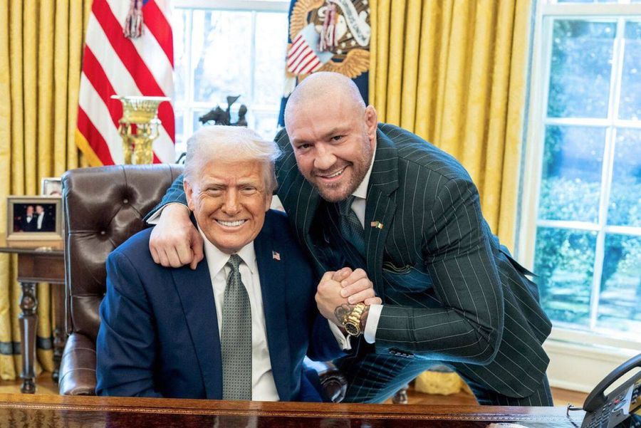 Donald Trump (stânga) și Conor McGregor (dreapta) / Foto: Imago Images L-a convins! Donald Trump investește 23 de milioane de dolari în afacerea lui Conor McGregor