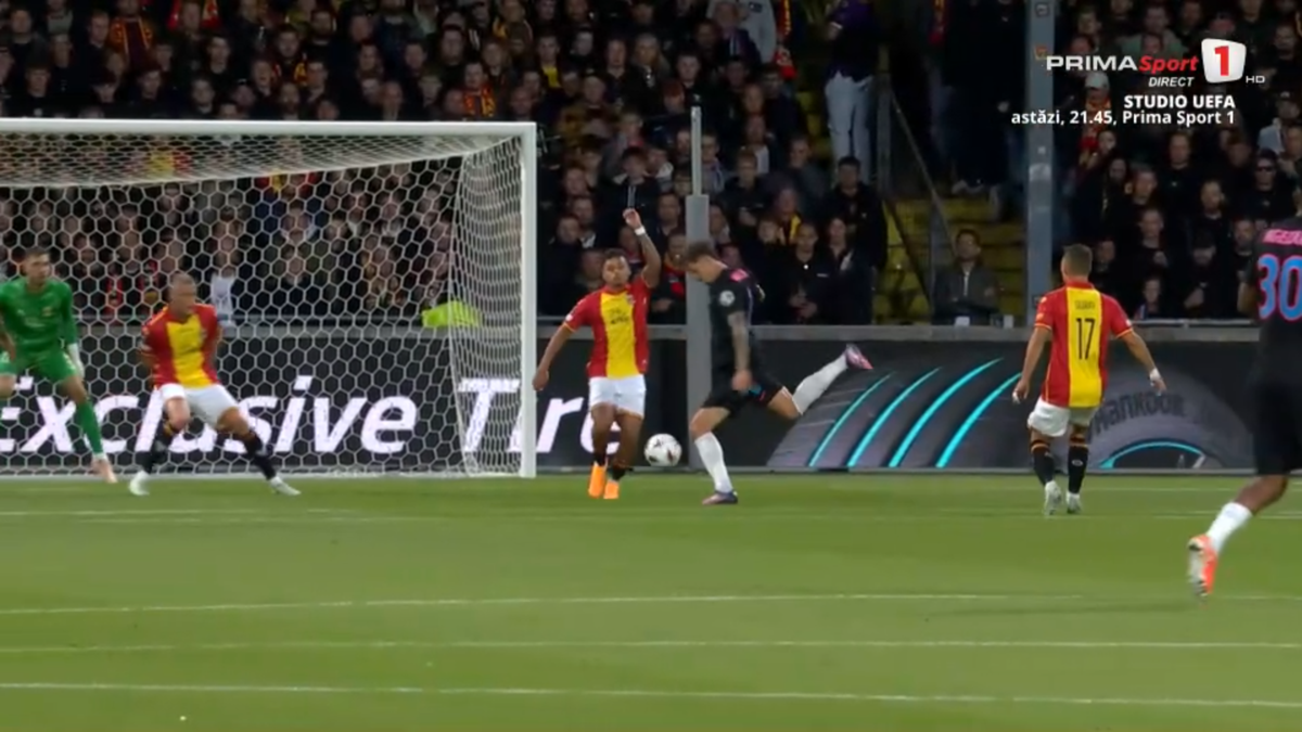 David Miculescu, eroul celor de la FCSB în Europa League: „Când nu mai pot, ridic mâna”