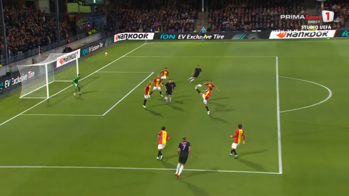 Golul marcat de David Miculescu în Go Ahead Eagles - FCSB