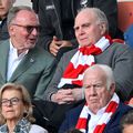 Foști coechipieri la Bayern și la naționala Germaniei, Karl-Heinz Rummenigge și Uli Hoeness sunt și acum în conducerea lui Bayern / Foto: Imago