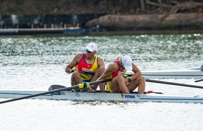 Medicul lotului național de canotaj, explicații despre pregătirea pentru condițiile meteo dure de la Mondialele din China + situația extremă a unui dublu medaliat: „Vorbim de o tensiune de 9 cu 4”