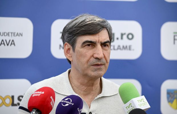 Înainte de România - Austria, Victor Pițurcă îl contrazice pe Lucescu: „Trebuie să facă asta!”