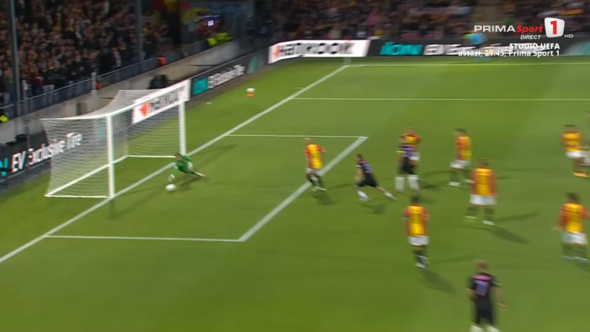 Golul marcat de David Miculescu în Go Ahead Eagles - FCSB